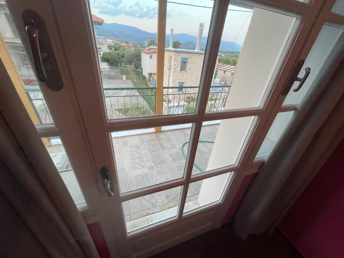 Efis Guest House Near Nafpaktos-Fully Equipped Home Ngoại thất bức ảnh